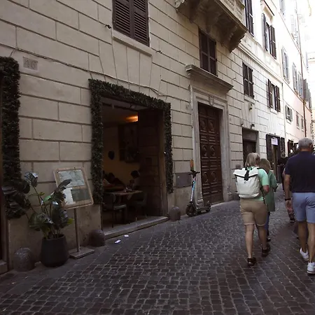Floor In Campo De Fiori